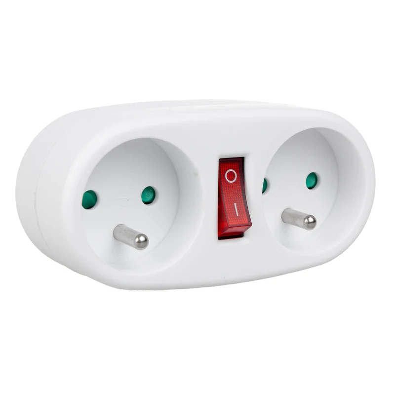 Maclean-uttag, splitter med 2 uttag och på/av-brytare, typ E, 2x16A, MCE337 E