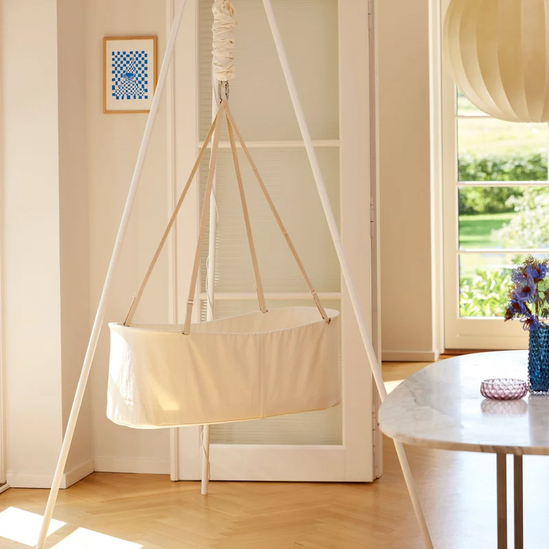 Membantu Baby Cradle Nature