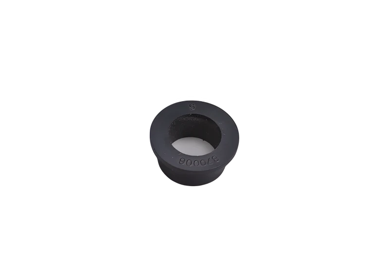 Royal 1038 Motor/Rear Vacuum Grommet #1870006600
