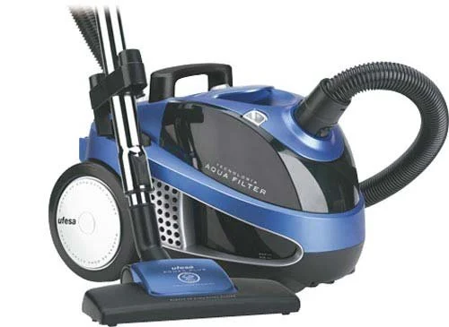 UFESA Vacuum Cleaner 1600W – Powerful & Compact