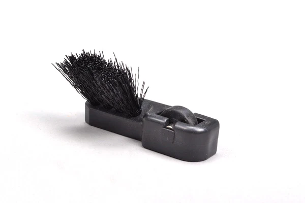 Oreck Right Side Edge Brushes With Wheel #097525002